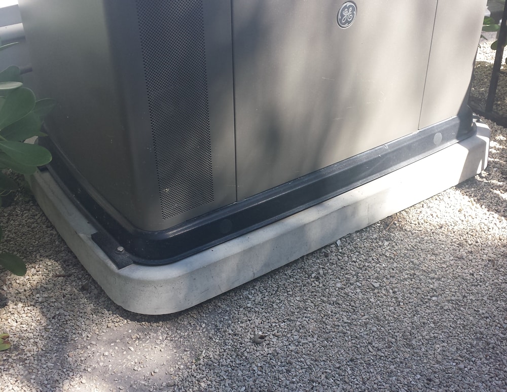 Briggs & Stratton 3" Concrete Mounting Pad for 1620kw Generators for